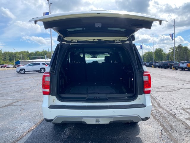 Used 2020 Ford Expedition XLT AWD/4WD image 18
