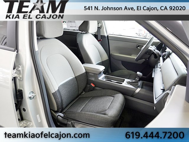 New 2027 Kia Seltos LX FWD image 16