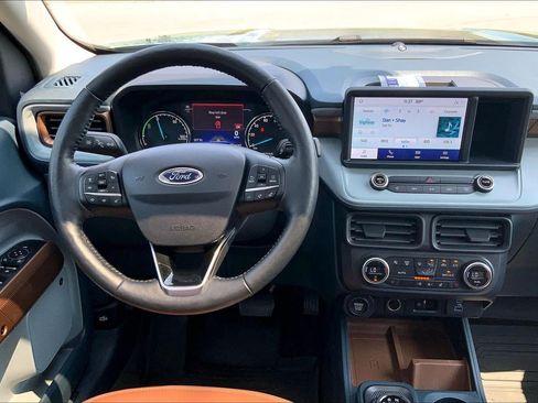 Used 2022 Ford Maverick Lariat w/ Lariat Luxury Package FWD image 5