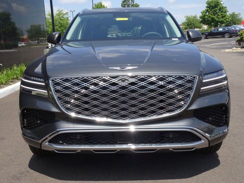 New 2025 Genesis GV80 2.5T Advanced image 7