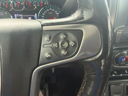 Used 2018 GMC Sierra 1500 SLT AWD/4WD image 17
