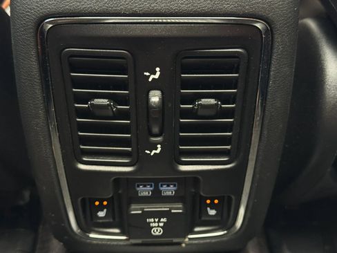 Used 2018 Jeep Grand Cherokee Summit w/ Platinum Series Group AWD/4WD image 31