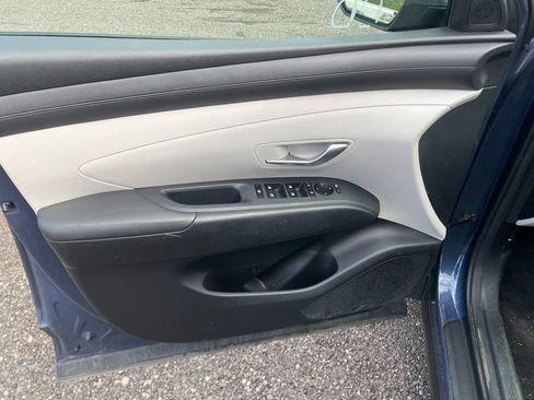 Used 2025 Hyundai Tucson SEL AWD/4WD image 11