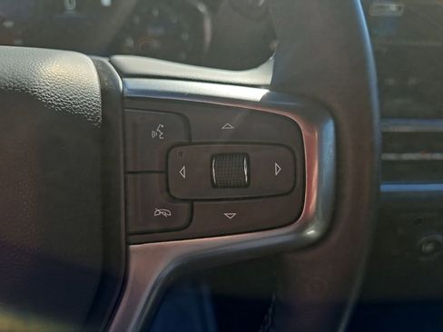 Used 2023 Chevrolet Silverado 1500 LT image 10