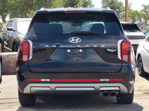 Used 2024 Hyundai Palisade Limited AWD/4WD image 6