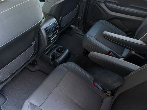New 2026 Jeep Grand Cherokee L Laredo AWD/4WD image 9