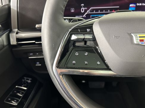 New 2025 Cadillac Escalade Sport w/ Touring Package image 18