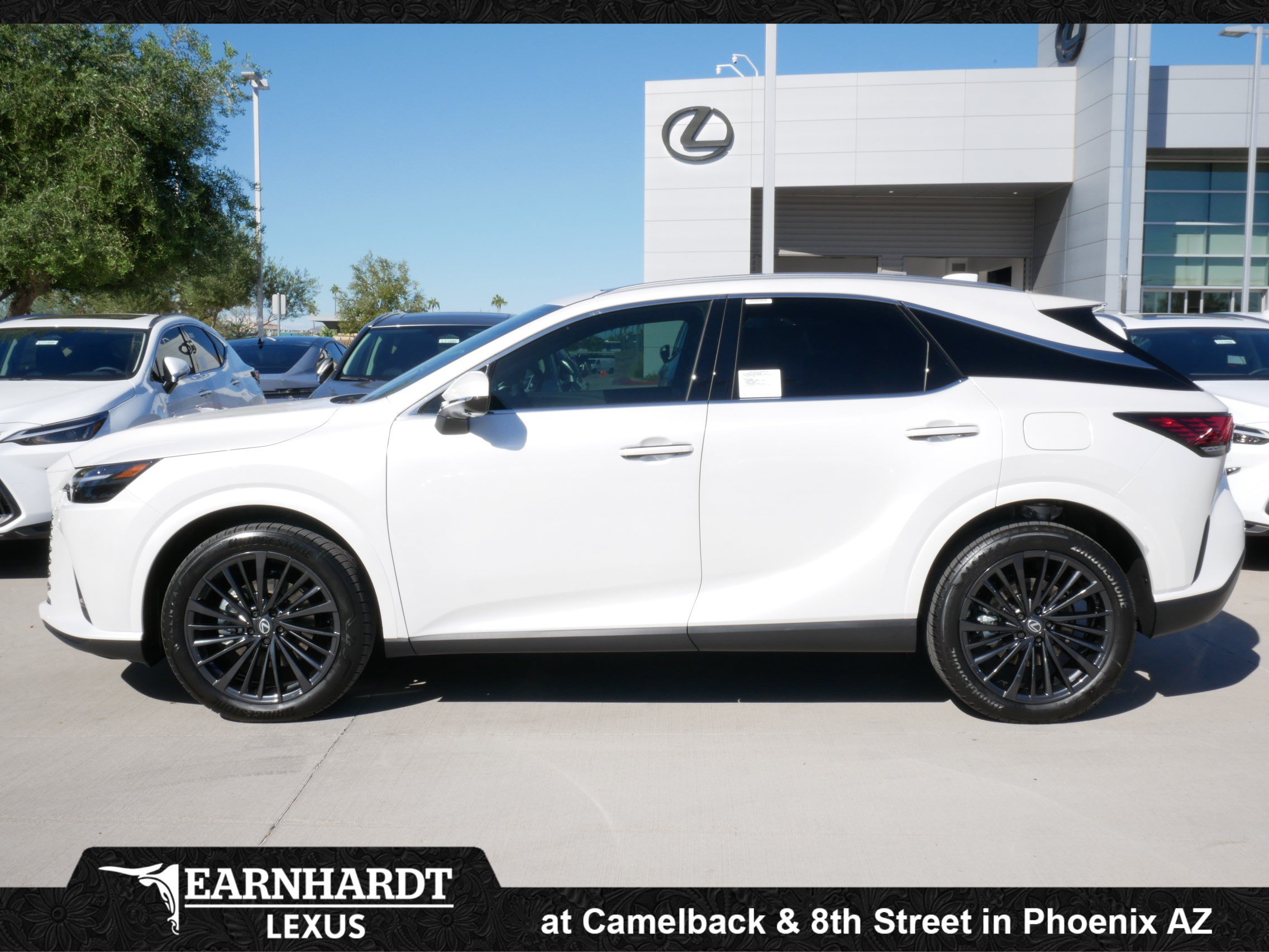 New 2026 Lexus RX 350h w/ Convenience Package AWD/4WD image 3