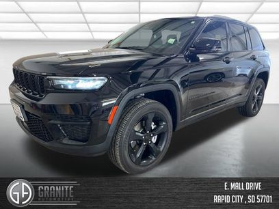 Used 2024 Jeep Grand Cherokee Altitude