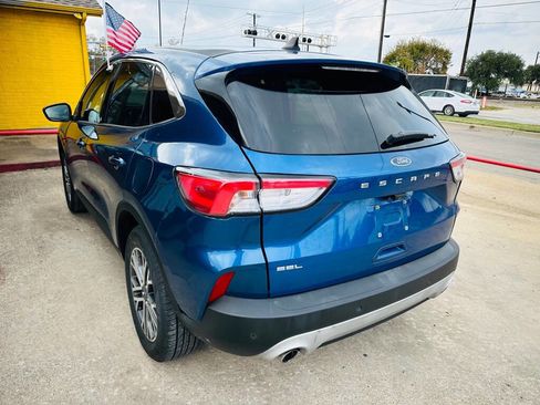 Used 2022 Ford Escape SEL image 3