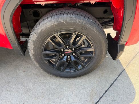 New 2026 GMC Sierra 1500 Elevation image 36