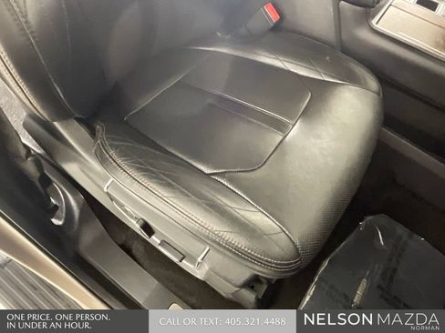 Used 2018 Ford Expedition Platinum RWD image 28