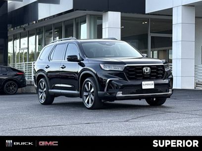 Used 2025 Honda Pilot Touring