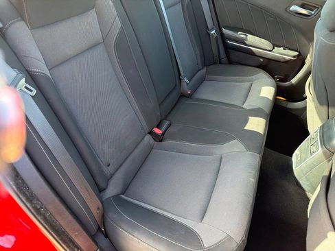 Used 2022 Dodge Charger SXT RWD image 12