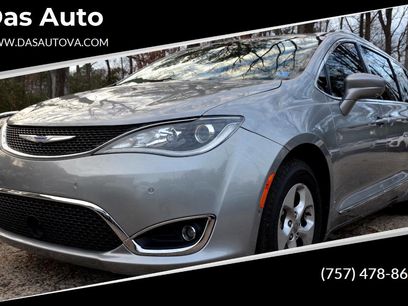 Used 2017 Chrysler Pacifica Touring-L Plus w/ Advanced Safetytec Group