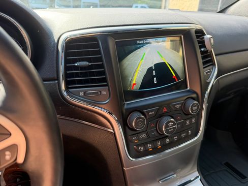 Used 2018 Jeep Grand Cherokee Limited RWD image 41