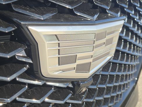 New 2026 Cadillac Escalade Platinum Sport w/ LPO, ONYX Package image 25