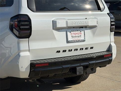 New 2025 Toyota 4Runner TRD Sport Premium image 6