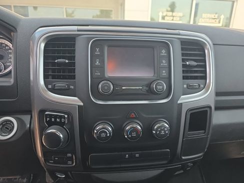 Used 2022 RAM 1500 Classic SLT AWD/4WD image 11