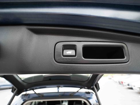 Used 2023 Honda CR-V EX-L image 29