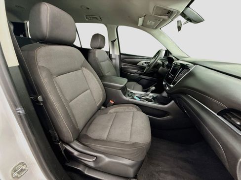 Used 2020 Chevrolet Traverse LS w/ LPO, Blackout Package FWD image 30