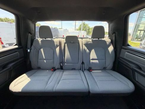 Used 2022 RAM 1500 Big Horn AWD/4WD image 17
