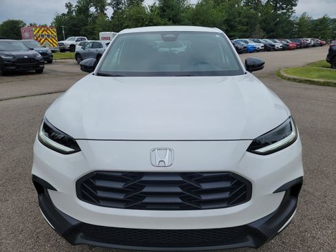 Used 2026 Honda HR-V Sport image 2