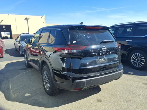 Certified 2024 Nissan Rogue S image 5