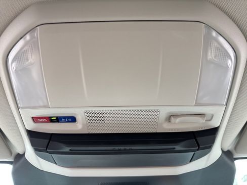 Used 2025 Subaru Ascent Premium image 19