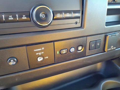 Used 2021 GMC Savana 3500 Extended w/ Power Convenience Package image 29