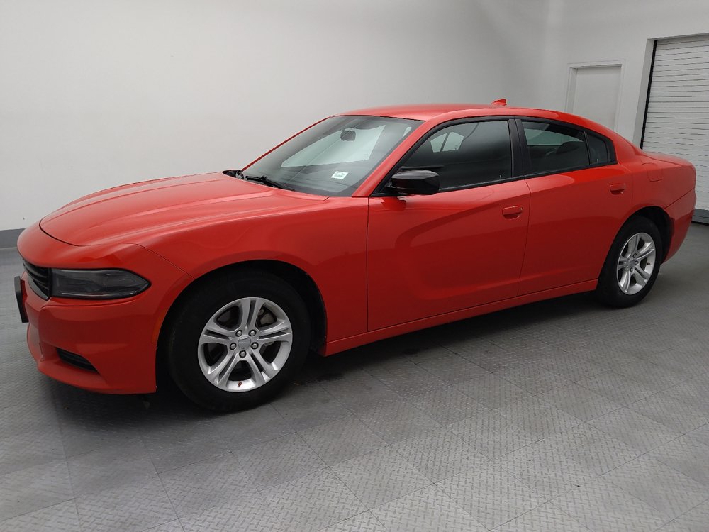 Used 2023 Dodge Charger SXT RWD image 2