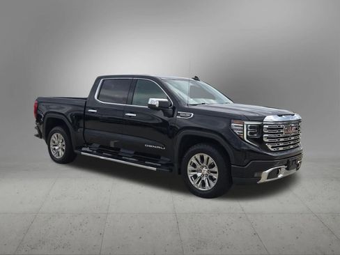 Used 2023 GMC Sierra 1500 Denali AWD/4WD image 8