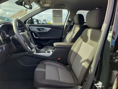 Used 2025 Chevrolet Blazer LT w/ Convenience Package image 18