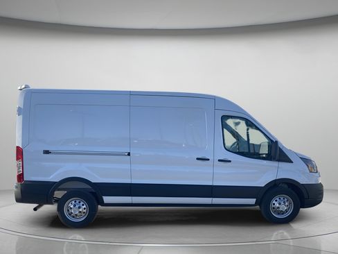 New 2026 Ford Transit 250 148 Medium Roof Extended AWD image 2
