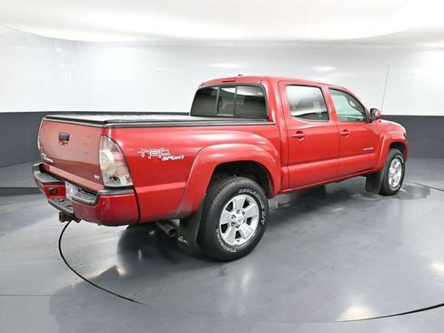 Used 2011 Toyota Tacoma 4x4 Double Cab image 4