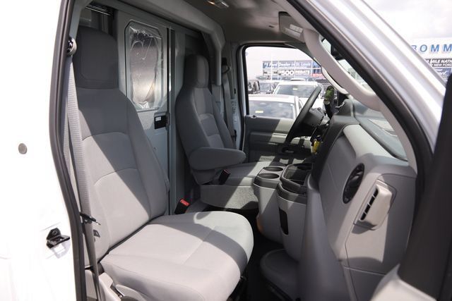 New 2026 Ford E-350 and Econoline 350 Super Duty w/ Power Equipment Group RWD image 29