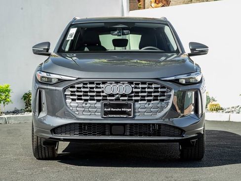 New 2026 Audi Q5 Premium image 3