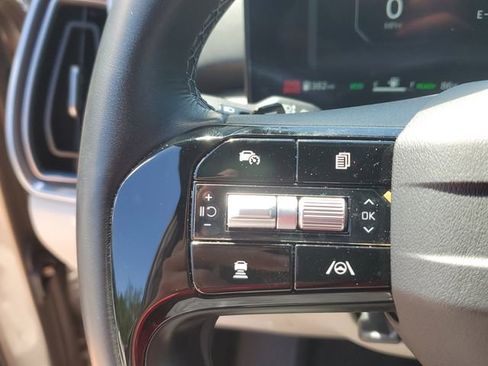 Certified 2026 Kia Sorento SX Prestige image 23