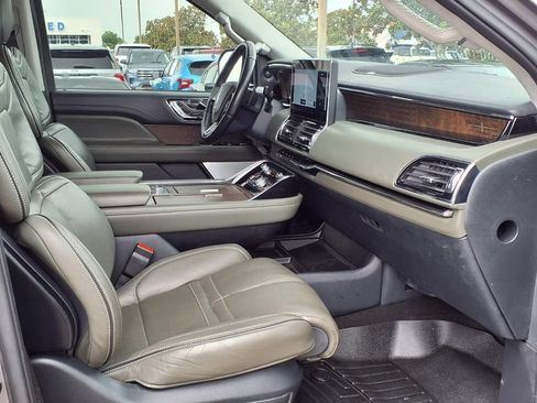 Used 2024 Lincoln Navigator L Black Label AWD/4WD image 14