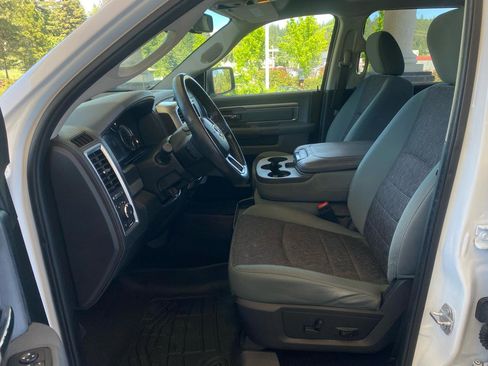 Used 2017 RAM 1500 Big Horn AWD/4WD image 11