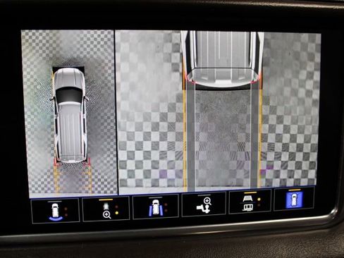 Used 2022 GMC Yukon XL Denali image 50