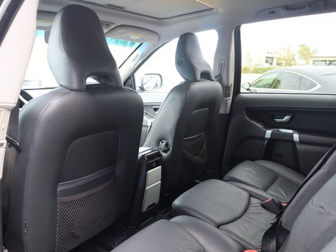 Used 2013 Volvo XC90 3.2 image 14