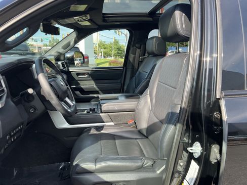 Used 2023 Toyota Tundra Platinum AWD/4WD image 13
