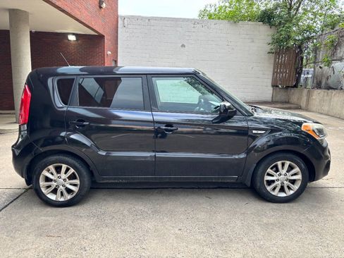 Used 2013 Kia Soul FWD image 5