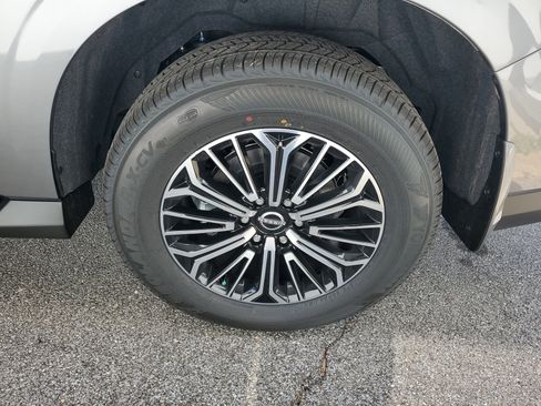 New 2026 Nissan Armada SL w/ Captain's Chari Seat Package image 25