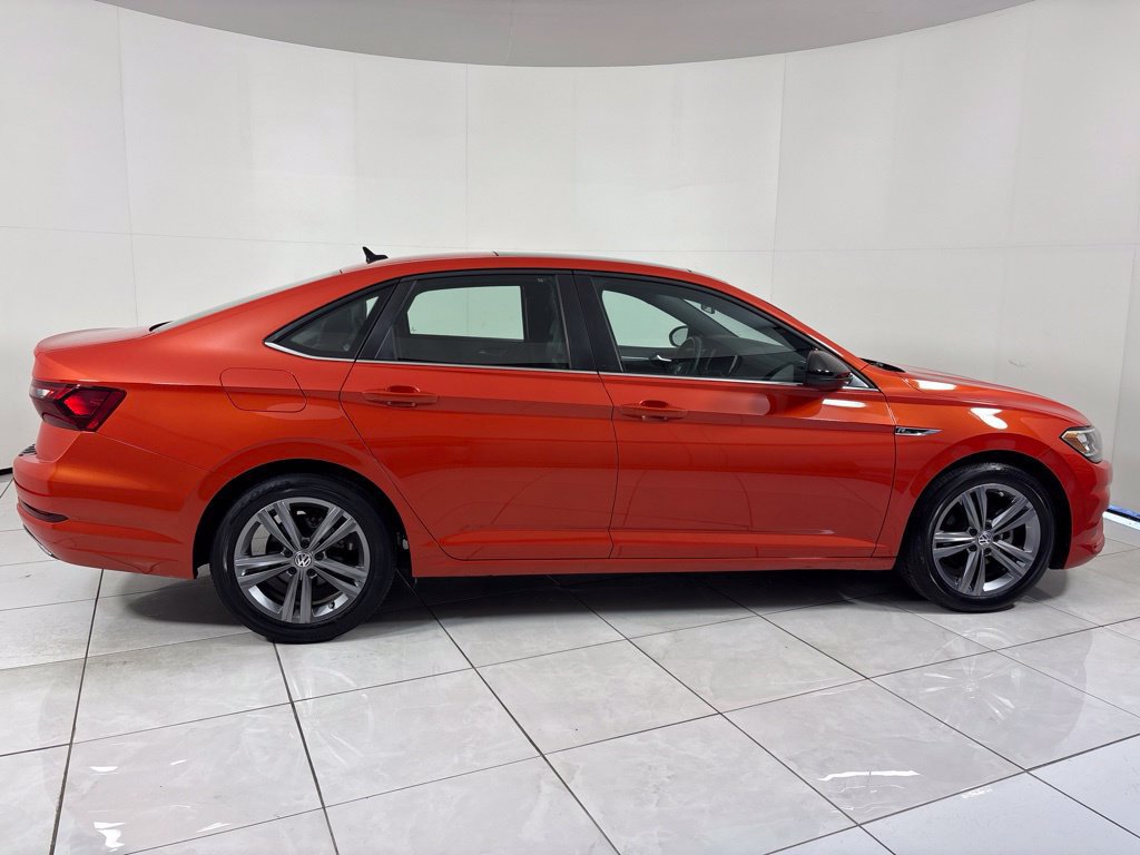 Used 2021 Volkswagen Jetta R-Line w/ R-Line Cold Weather Package FWD image 6