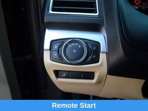 Used 2016 Ford Explorer XLT w/ Equipment Group 202A AWD/4WD image 7