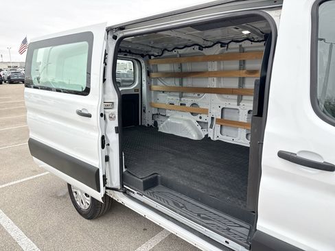 Used 2024 Ford Transit 250 Low Roof w/ Exterior Upgrade Package image 24