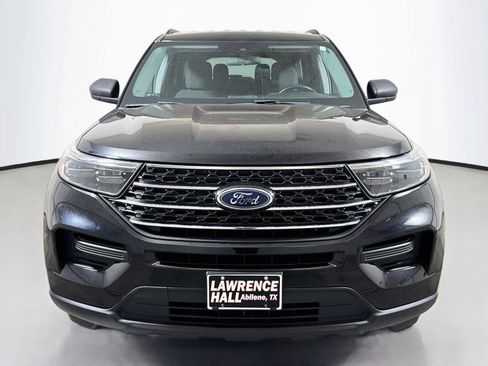 Used 2021 Ford Explorer XLT w/ Class III Trailer Tow Package RWD image 2