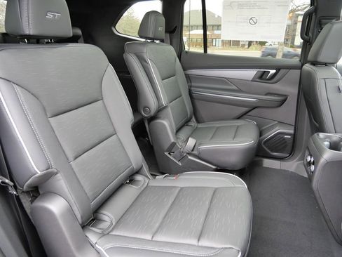 New 2026 Buick Enclave Sport Touring image 29